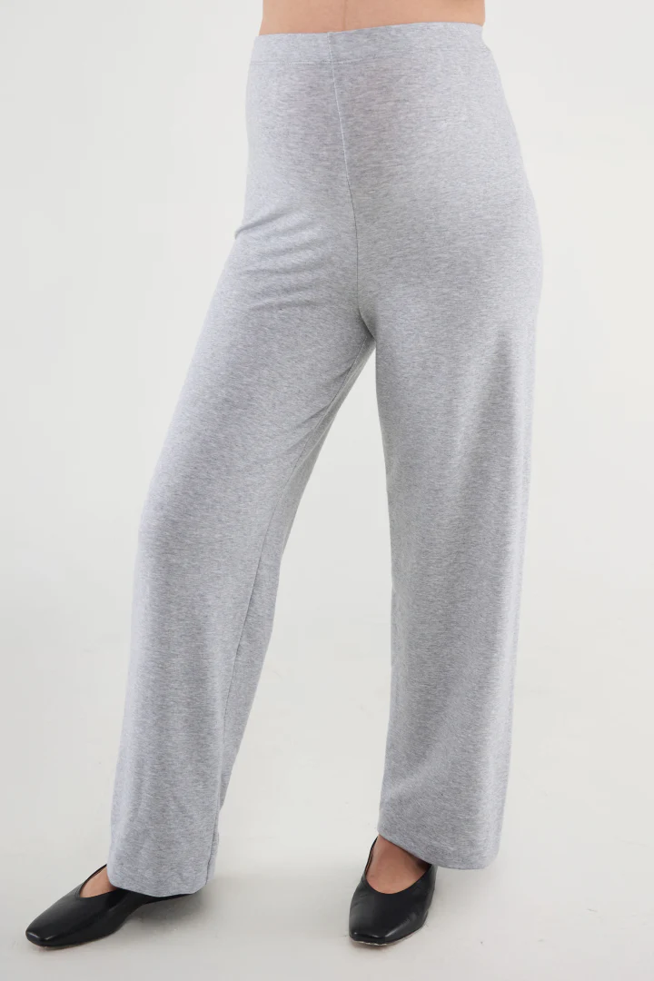 Everyday Crop Pant - Image 4