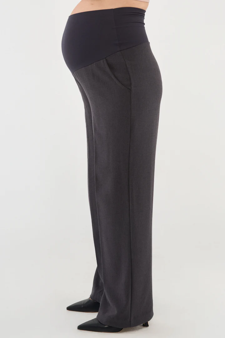 Relaxed Wide-Leg Trouser - Image 3