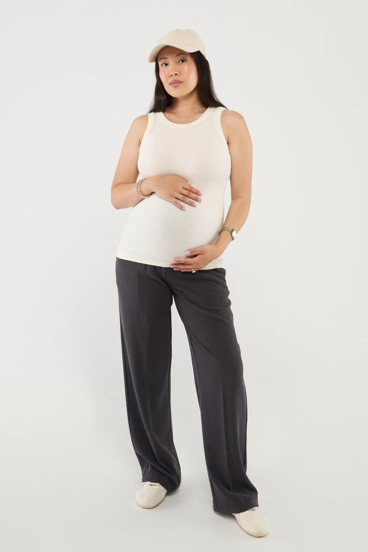 Relaxed Wide-Leg Trouser - Image 5